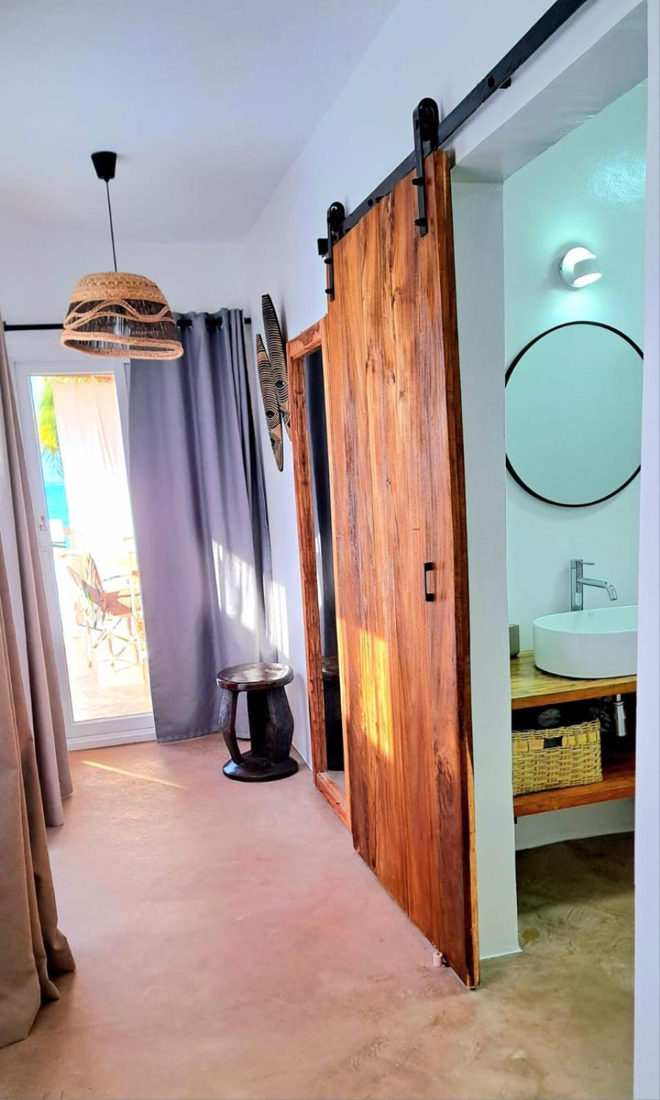 Boho Boutique Hotel - Beachfront , Adults Only , Private Pool Kiwengwa  ภายนอก รูปภาพ